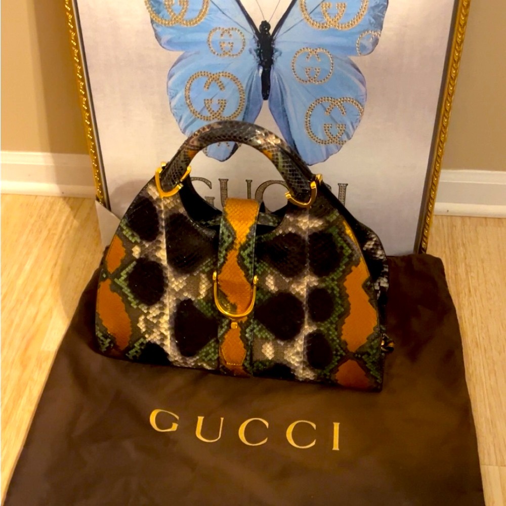 Gucci extremely rare limited, edition Multicolor Python Stirrup Hobo Like New - Picture 3 of 15